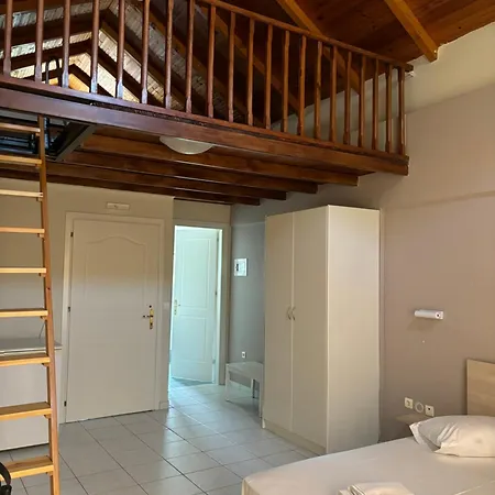 Abbey Apartmanhotel Monasztiráki