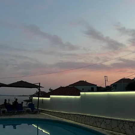 Abbey Apartmanhotel Monasztiráki